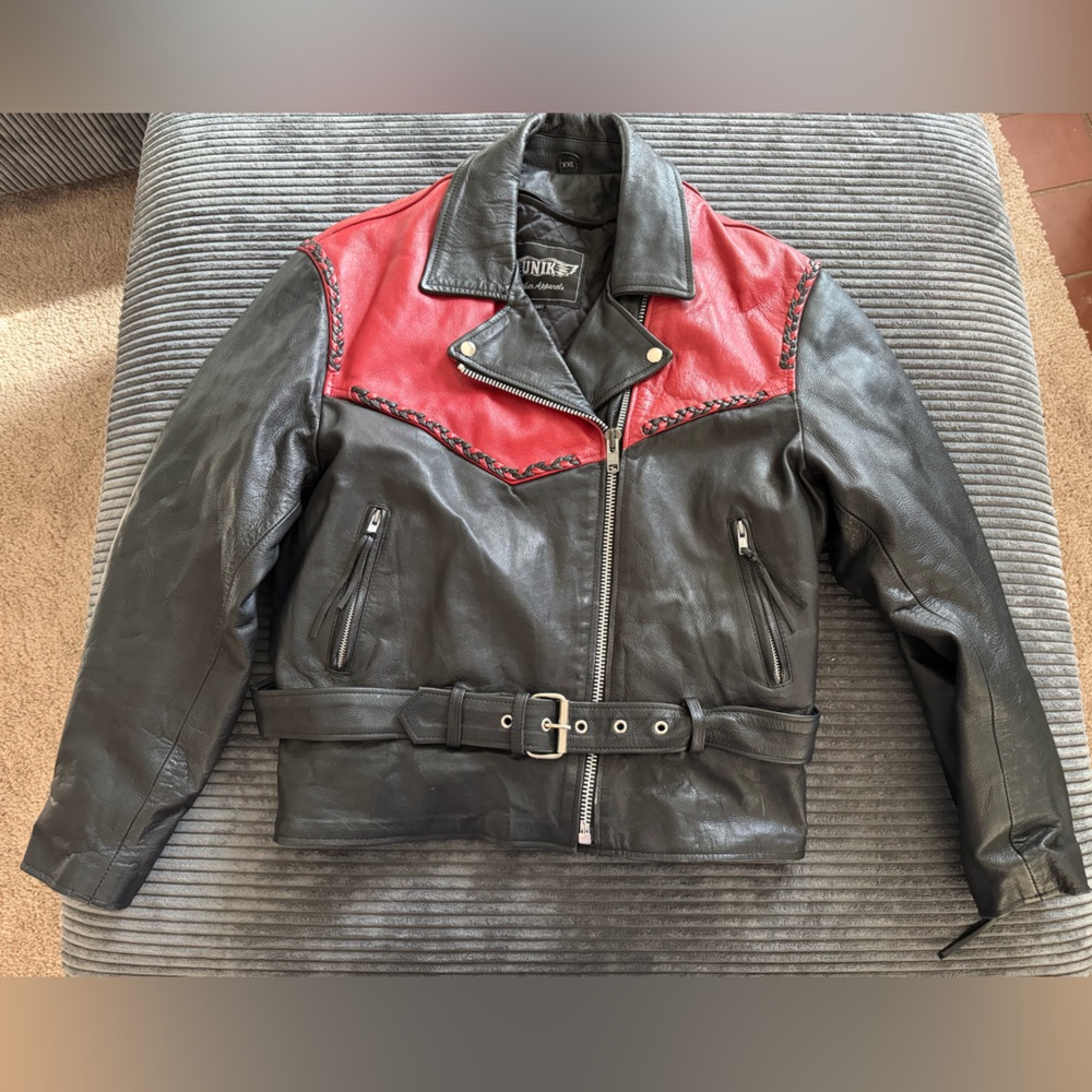 UNIK women’s black and red leather jacket size XXL (fits more like an XL)